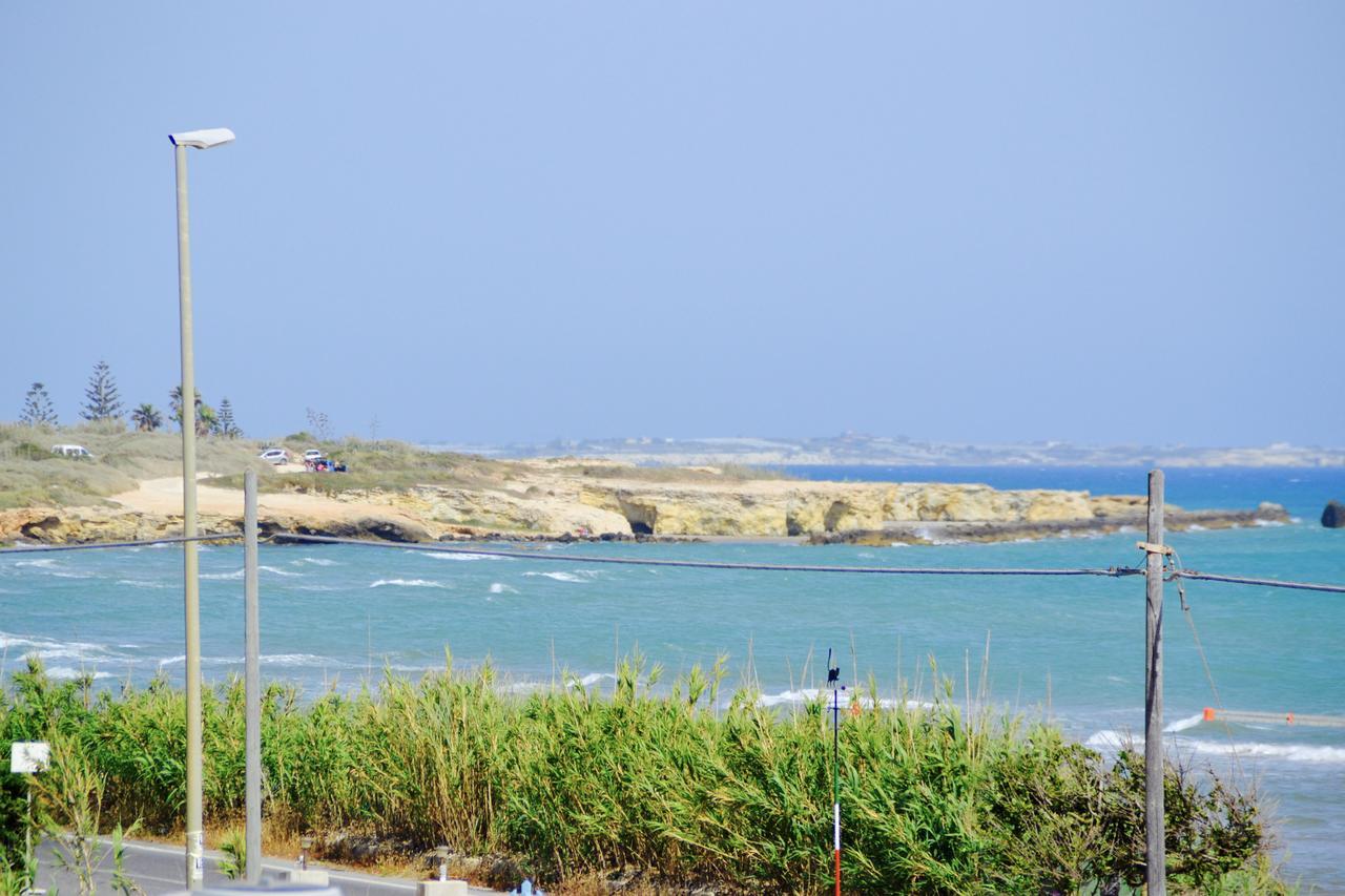 Caposud Residence And Beach Club Испика Екстериор снимка