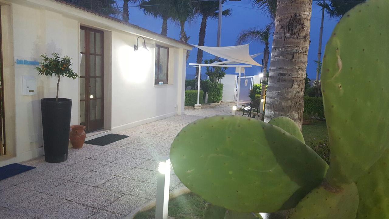 Caposud Residence And Beach Club Испика Екстериор снимка