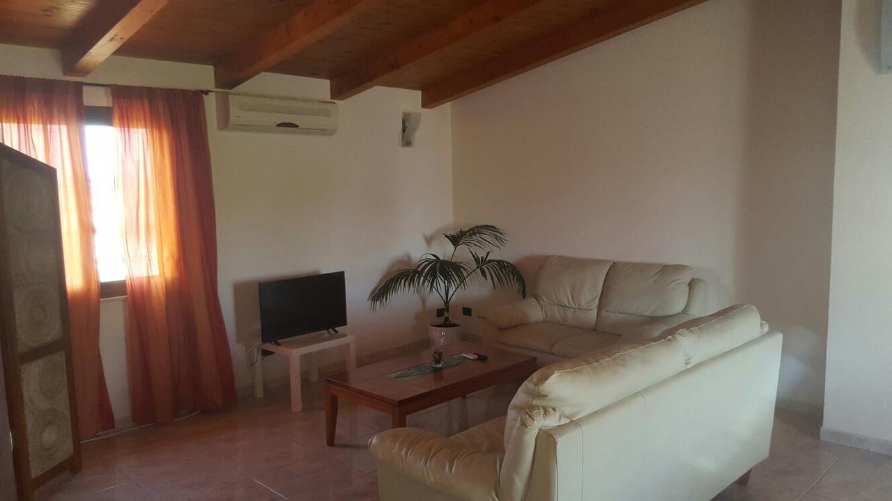 Caposud Residence And Beach Club Испика Екстериор снимка